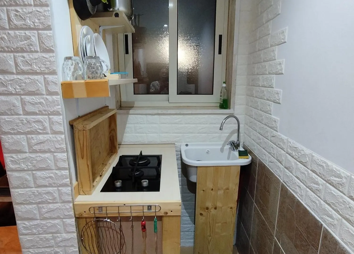 First House Villa Brindisi 0*,  Italien